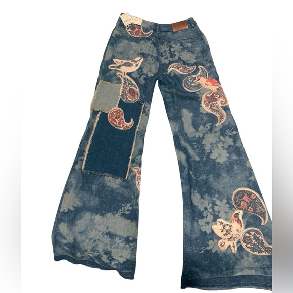 *NWT* Free People Flying High Patched Jeans Size 26 - Picture 4 of 14